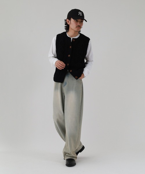 FUNALIVE(ファンアライブ)の「HIMALAYAN CLIMBER'S HAND-KNIT 手編み前開きベスト(ベスト・メンズ・ネイビー/ライトグレー・M/L)」の17枚目の写真