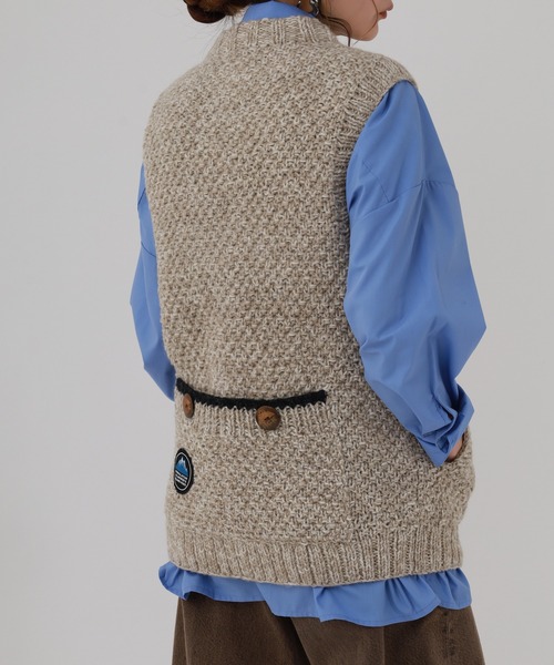FUNALIVE(ファンアライブ)の「HIMALAYAN CLIMBER'S HAND-KNIT 手編み前開きベスト(ベスト・メンズ・ネイビー/ライトグレー・M/L)」の5枚目の写真