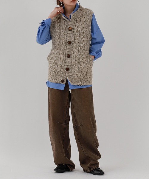 FUNALIVE(ファンアライブ)の「HIMALAYAN CLIMBER'S HAND-KNIT 手編み前開きベスト(ベスト・メンズ・ネイビー/ライトグレー・M/L)」の9枚目の写真