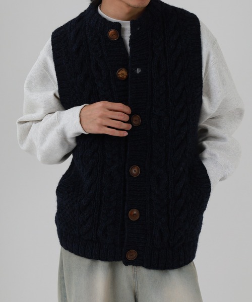 FUNALIVE(ファンアライブ)の「HIMALAYAN CLIMBER'S HAND-KNIT 手編み前開きベスト(ベスト・メンズ・ネイビー/ライトグレー・M/L)」の12枚目の写真