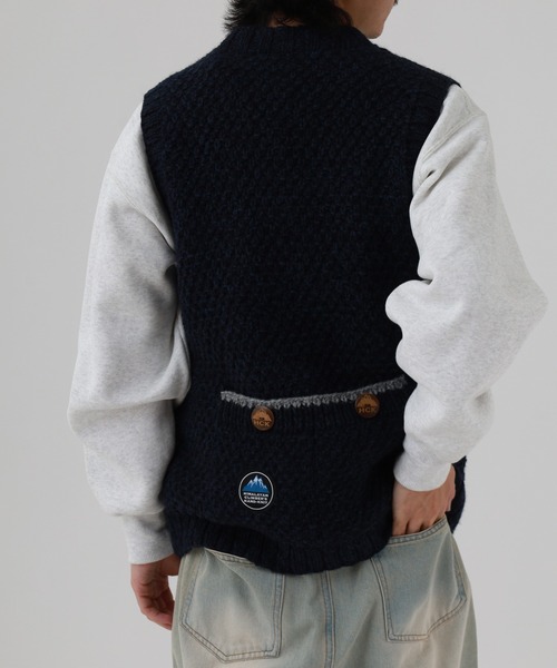 FUNALIVE(ファンアライブ)の「HIMALAYAN CLIMBER'S HAND-KNIT 手編み前開きベスト(ベスト・メンズ・ネイビー/ライトグレー・M/L)」の14枚目の写真