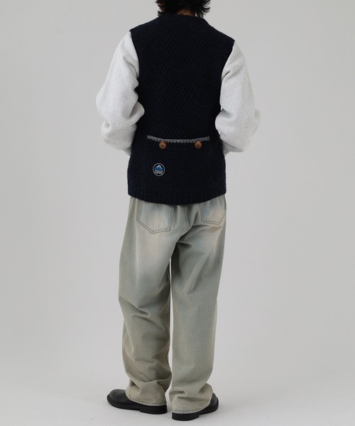FUNALIVE(ファンアライブ)の「HIMALAYAN CLIMBER'S HAND-KNIT 手編み前開きベスト(ベスト・メンズ・ネイビー/ライトグレー・M/L)」の15枚目の写真