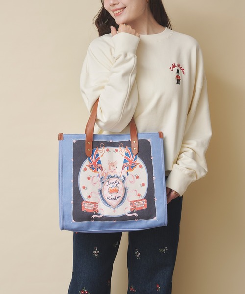 Cath Kidston(キャスキッドソン)の「レザーハンドルスクエアトートバッグ(トートバッグ・レディース・ネイビー/ピンク/ブルー・FREE)」の10枚目の写真