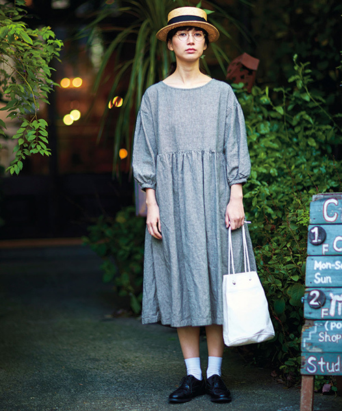 Sunny clouds(サニークラウズ)の「サニークラウズ kazumiと作った巾着バッグ(ショルダーバッグ・レディース・ホワイト・ONE SIZE)」の3枚目の写真