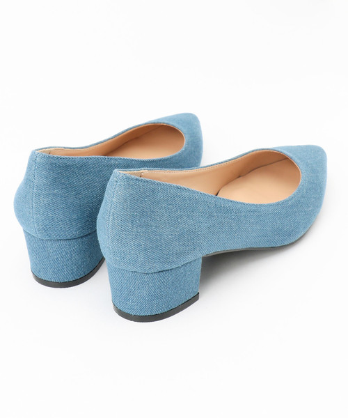 Tiara(ティアラ)の「デニムローヒールパンプス(パンプス・レディース・ダークインディゴブルー・23/24/23.5)」の6枚目の写真