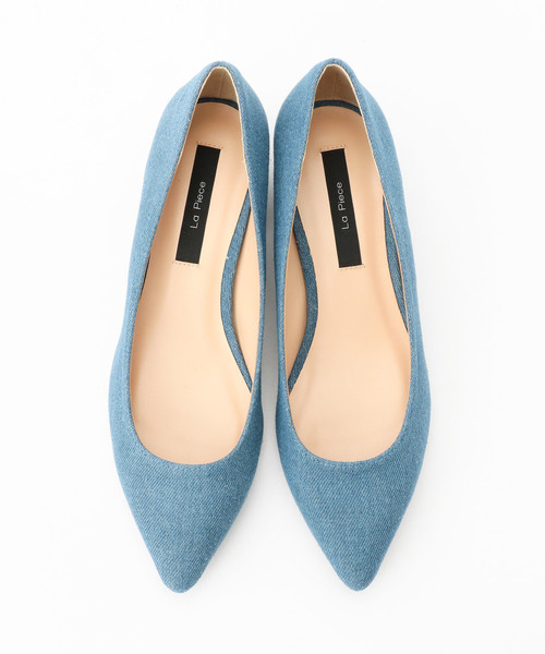 Tiara(ティアラ)の「デニムローヒールパンプス(パンプス・レディース・ダークインディゴブルー・23/24/23.5)」の4枚目の写真