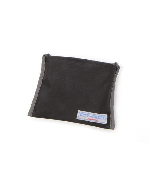 niko and...（ニコアンド）の「[CITY CREEK]パッカブルショルダー（ショルダーバッグ・レディース・ブラック/ライトイエロー/ピンク/セージグリーン/グレー・0）」の10枚目の写真