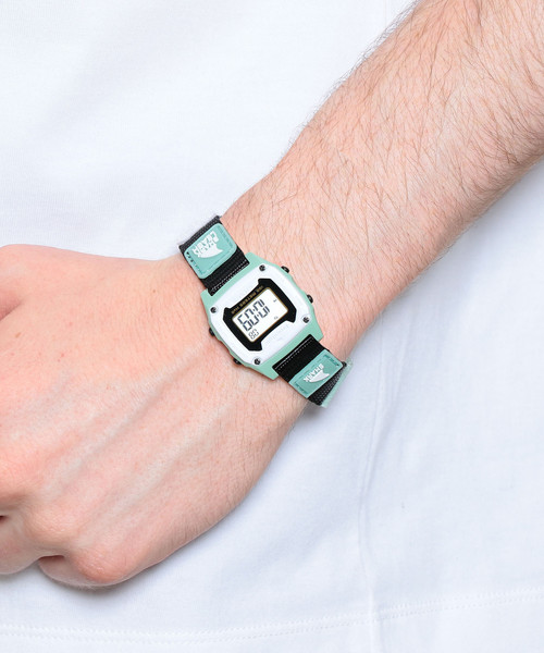 Freestyle（フリースタイル）の「＜FREESTYLE＞SHARK LEASH MINI WATCH/ウォッチ（アナログ腕時計）」 WEAR