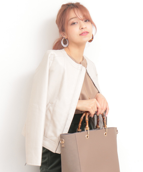 N.(N. Natural Beauty Basic)(エヌエヌナチュラルビューティーベーシック)の「◆フェイクレザーノーカラーブルゾン(ブルゾン・レディース・ホワイト/ブラック/ベージュ・SMALL/MEDIUM)」の1枚目の写真