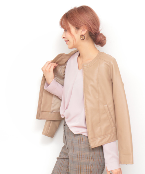 N.(N. Natural Beauty Basic)(エヌエヌナチュラルビューティーベーシック)の「◆フェイクレザーノーカラーブルゾン(ブルゾン・レディース・ホワイト/ブラック/ベージュ・SMALL/MEDIUM)」の13枚目の写真