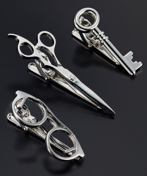 Quit Running（クイトランニング）の「ネクタイピン3本セット（ネクタイピン・メンズ・シルバー系その他/シルバー系その他2/シルバー系その他3/シルバー×ブラック/シルバー系その他4/シルバー×ゴールド/トリコロール/シルバー系その他7/シルバー系その他5/シルバー系その他6/ゴールド系その他・FREE）」の5枚目の写真