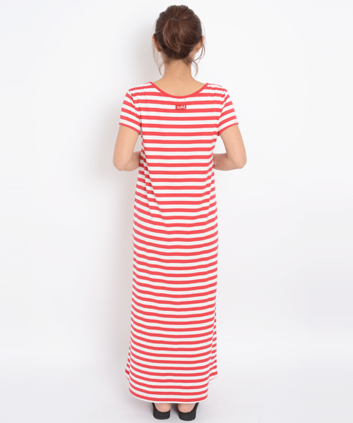 X-girl（エックスガール）の「BASIC BORDER MAXI DRESS（ワンピース・レディース・レッド/イエロー/ネイビー・1/2）」の7枚目の写真