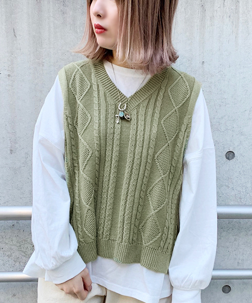 apres jour（アプレジュール）の「ケーブルＶニットベスト【ZOZOTOWN限定アイテム】（ニット/セーター・レディース・ブルー/ライトグリーン/アイボリー/スモークピンク・フリー）」の18枚目の写真