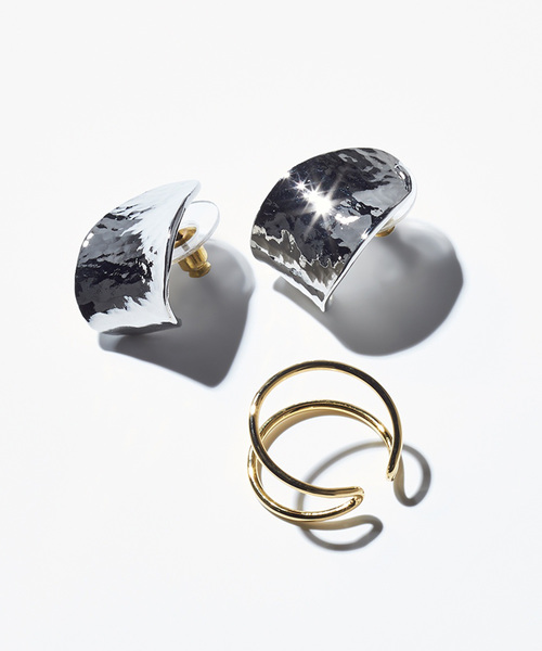 MEDE19F(メデジュウキュウ)の「MEDE19F イヤアクセ&イヤカフセット(イヤリング・レディース・シルバー/ゴールド・1/2)」の2枚目の写真