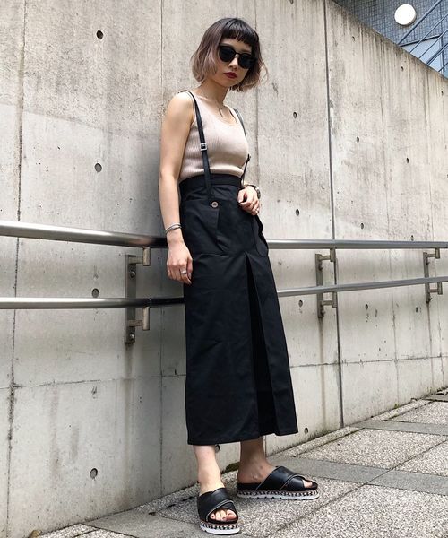 PAGEBOY（ページボーイ）の「スクエアニットタンク（タンクトップ・レディース・ブラック/ダークブラウン/ベージュ/アイボリー・FREE）」の14枚目の写真