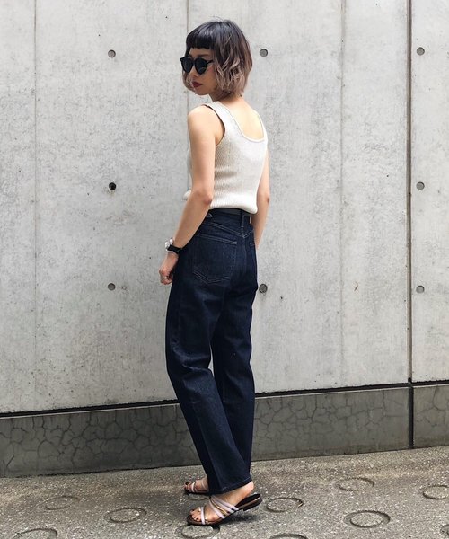 PAGEBOY（ページボーイ）の「スクエアニットタンク（タンクトップ・レディース・ブラック/ダークブラウン/ベージュ/アイボリー・FREE）」の8枚目の写真