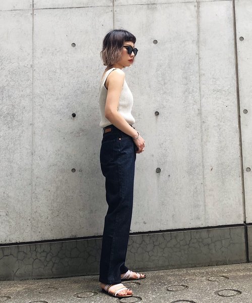 PAGEBOY（ページボーイ）の「スクエアニットタンク（タンクトップ・レディース・ブラック/ダークブラウン/ベージュ/アイボリー・FREE）」の11枚目の写真