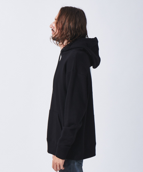 5351 POUR LES HOMMES(ゴーサンゴーイチプールオム)の「度詰め裏毛グラフィックパーカー(パーカー・メンズ・ブラック/グレー・44/46/48/50)」の15枚目の写真
