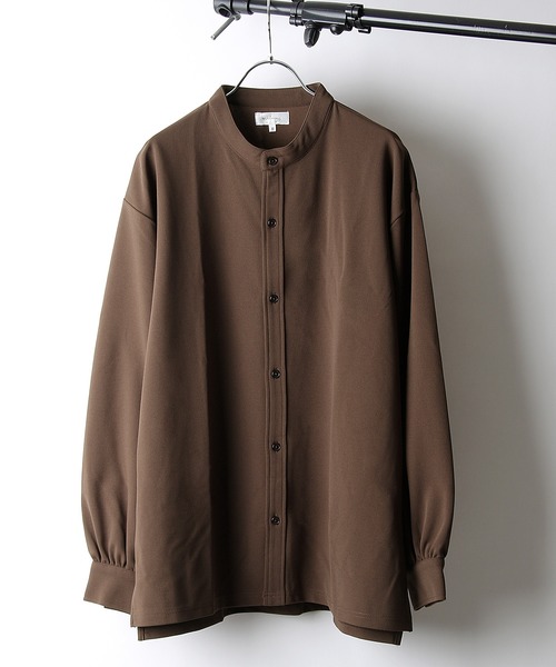 NILWAY(ニルウェイ)の「梨地ボリュームスリーブバンドカラーシャツ(シャツ/ブラウス・メンズ・ブラック/ベージュ/ネイビー/ブラウン/グレー・MEDIUM/LARGE)」の1枚目の写真