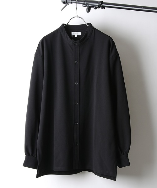 NILWAY(ニルウェイ)の「梨地ボリュームスリーブバンドカラーシャツ(シャツ/ブラウス・メンズ・ブラック/ベージュ/ネイビー/ブラウン/グレー・MEDIUM/LARGE)」の2枚目の写真