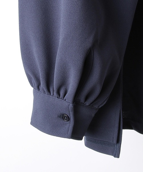 NILWAY(ニルウェイ)の「梨地ボリュームスリーブバンドカラーシャツ(シャツ/ブラウス・メンズ・ブラック/ベージュ/ネイビー/ブラウン/グレー・MEDIUM/LARGE)」の8枚目の写真