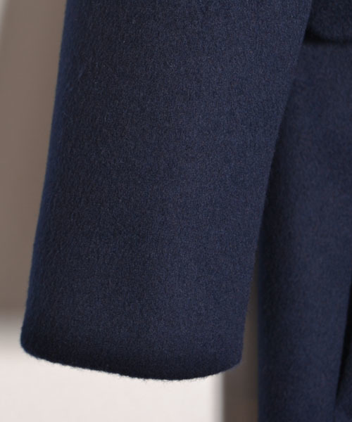 AMERICAN RAG CIE（アメリカンラグシー）の「リバーメルトンチェスターコート/214-AGP-L142-CO098（チェスターコート・レディース・ベージュ/ネイビー・FREE）」の8枚目の写真