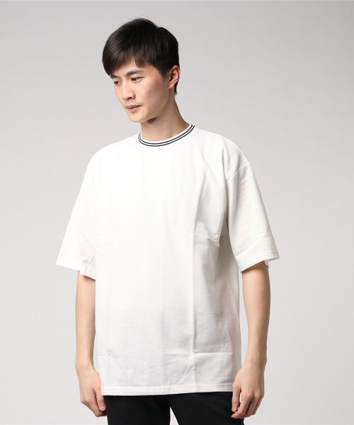 INNOCENT（イノセント）の「鹿の子ライン入り刺繍クルーTシャツ（Tシャツ/カットソー・レディース・ホワイト/ブラック/ピンク/サックスブルー/ワイン/ネイビー/チャコールグレー/カーキ・MEDIUM/X-LARGE/LARGE）」の15枚目の写真