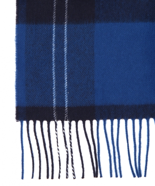 UNITED ARROWS（ユナイテッドアローズ）の「＜JOHNSTONS(ジョンストンズ)＞ CA/WO TT/CHK（マフラー・メンズ・ブラック/ピンク/ケリー/コバルトブルー/ネイビー・フリー）」の7枚目の写真