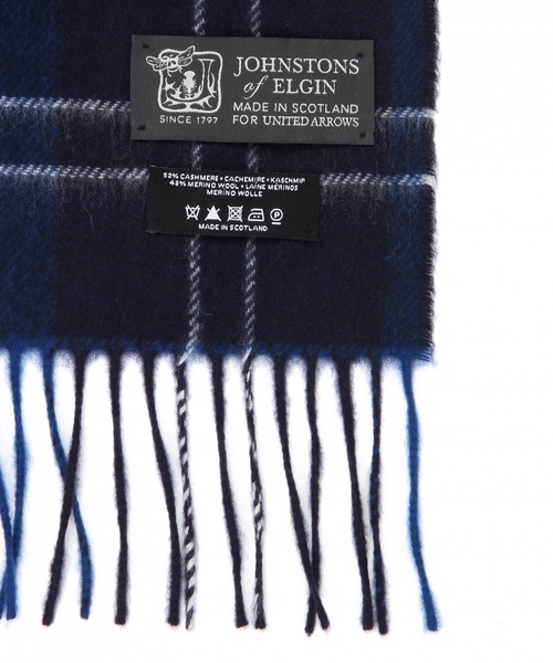 UNITED ARROWS（ユナイテッドアローズ）の「＜JOHNSTONS(ジョンストンズ)＞ CA/WO TT/CHK（マフラー・メンズ・ブラック/ピンク/ケリー/コバルトブルー/ネイビー・フリー）」の8枚目の写真