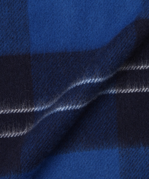 UNITED ARROWS（ユナイテッドアローズ）の「＜JOHNSTONS(ジョンストンズ)＞ CA/WO TT/CHK（マフラー・メンズ・ブラック/ピンク/ケリー/コバルトブルー/ネイビー・フリー）」の6枚目の写真