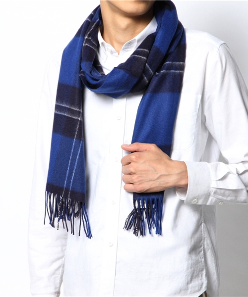 UNITED ARROWS（ユナイテッドアローズ）の「＜JOHNSTONS(ジョンストンズ)＞ CA/WO TT/CHK（マフラー・メンズ・ブラック/ピンク/ケリー/コバルトブルー/ネイビー・フリー）」の10枚目の写真