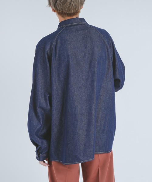 epnok（エプノック）の「デニムオーバーシャツ（シャツ/ブラウス・メンズ・ブラック/インディゴブルー・MEDIUM/LARGE）」の5枚目の写真