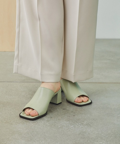 UNITED TOKYO（ユナイテッドトウキョウ）の「スクエアサンダル（サンダル・レディース・ライトグリーン/ベージュ/ブラック/シルバー・1/2）」の13枚目の写真