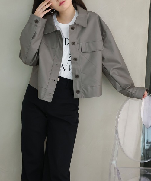 Ulysses(ユリシス)の「フェイクレザーシャツジャケット(ライダースジャケット・レディース・ブラック/ブラウン/ベージュ/グレー・F)」の20枚目の写真