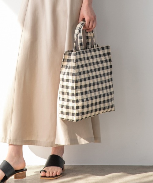 LOWRYS FARM（ローリーズファーム）の「ガラトートＢＡＧ　935686（トートバッグ・レディース・ブラック/オレンジ/ミント・FREE）」の2枚目の写真