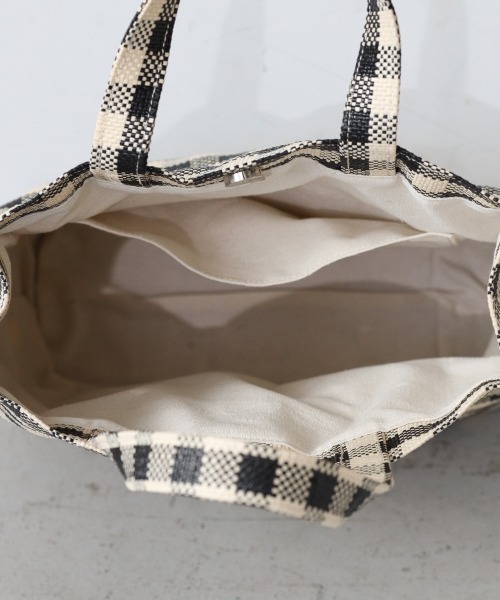 LOWRYS FARM（ローリーズファーム）の「ガラトートＢＡＧ　935686（トートバッグ・レディース・ブラック/オレンジ/ミント・FREE）」の9枚目の写真