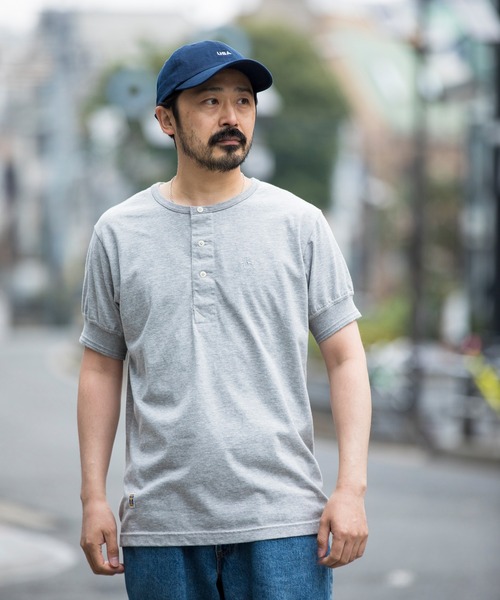 Munsingwear Grand-Slam（マンシングウェア　グランドスラム）の「ペンギン バイ マンシングウェア ヘンリーネックTシャツ メンズ ユニセックス ウェア スポーツウェア ゴルフ（Tシャツ/カットソー・メンズ・ホワイト/グレー/ネイビー・XL/S/L/M）」の4枚目の写真