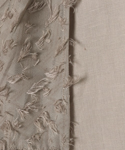 JEANASIS（ジーナシス）の「ジャガードレイヤーティアードスカート/943391（スカート・レディース・グレイッシュベージュ/ブラック・FREE）」の4枚目の写真