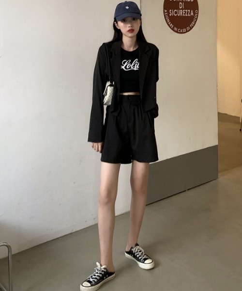 MANGROVE（マングローブ）の「【セットアップ対応】タック入りショートパンツ（その他パンツ・レディース・ブラック/カーキ系・FREE）」の16枚目の写真