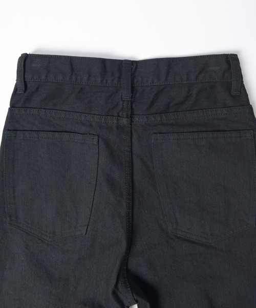 HOLIDAY(ホリデイ)の「HIGH WAIST SKINNY DENIM PANTS (CROPPED) ハイウエストスキニーデニムパンツ (クロップド)(デニムパンツ・レディース・ブラック・1/2/0)」の9枚目の写真