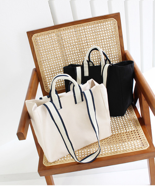 MODE ROBE(モードローブ)の「キャンパストートバッグ(トートバッグ・レディース・ブラック/アイボリー・FREE)」の16枚目の写真