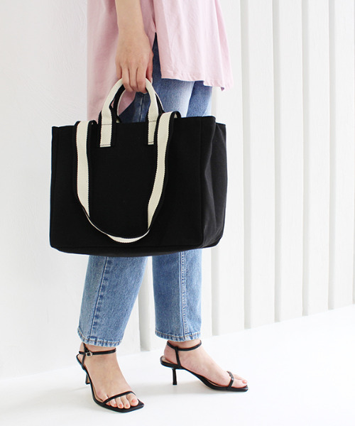 MODE ROBE(モードローブ)の「キャンパストートバッグ(トートバッグ・レディース・ブラック/アイボリー・FREE)」の17枚目の写真