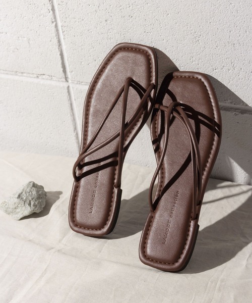 me+em select（ミームセレクト）の「ナローストラップトングサンダル（サンダル・レディース・ブラック/ブラウン/アイボリー・23/24/24.5/23.5）」の3枚目の写真