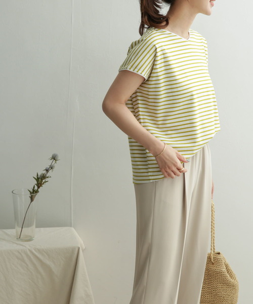 URBAN RESEARCH DOORS（アーバンリサーチドアーズ）の「リヨセルコットンVネックボーダー（Tシャツ/カットソー・レディース・ネイビー/グレー系その他/グリーン系その他・ONE）」の22枚目の写真