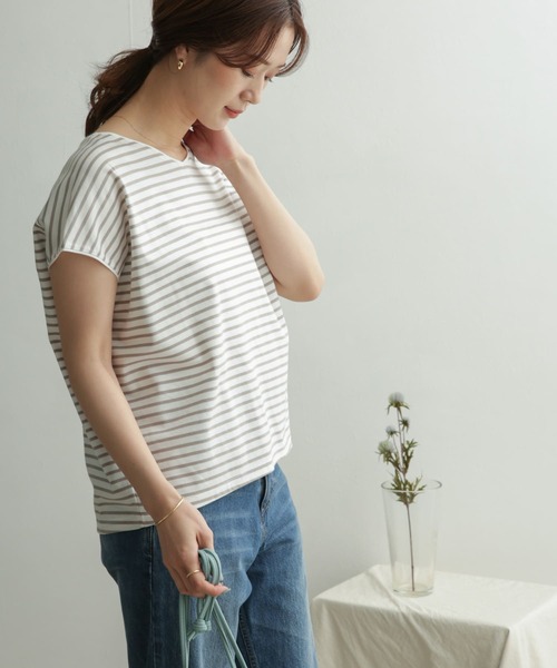 URBAN RESEARCH DOORS（アーバンリサーチドアーズ）の「リヨセルコットンVネックボーダー（Tシャツ/カットソー・レディース・ネイビー/グレー系その他/グリーン系その他・ONE）」の19枚目の写真