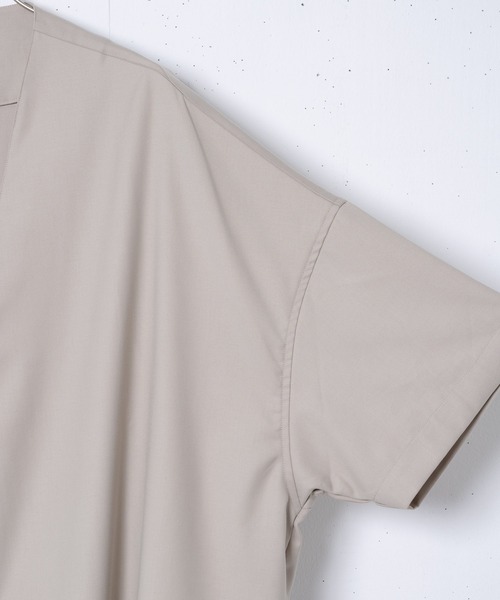 YUEATE（ユエイト）の「YUEATE - "3way trench shirt" 3wayトレンチシャツ（シャツ/ブラウス・メンズ・ブラック/グレイッシュベージュ・MEDIUM/LARGE）」の5枚目の写真