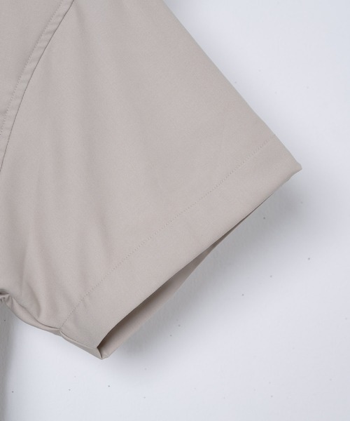 YUEATE（ユエイト）の「YUEATE - "3way trench shirt" 3wayトレンチシャツ（シャツ/ブラウス・メンズ・ブラック/グレイッシュベージュ・MEDIUM/LARGE）」の7枚目の写真