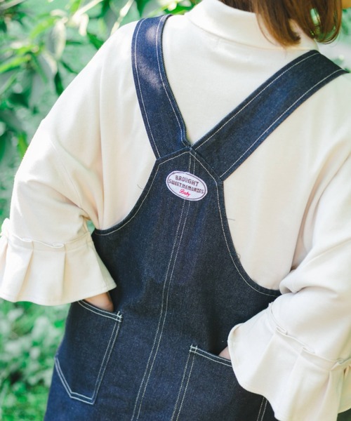 nemne store(ネンネストア)の「ぽかぽか陽気とリメイク風ソデフリルポロシャツ(ポロシャツ・レディース・ライトブルー/ベージュ/オフホワイト・フリー)」の6枚目の写真