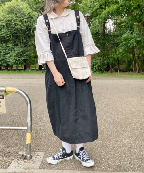 nemne store(ネンネストア)の「ぽかぽか陽気とリメイク風ソデフリルポロシャツ(ポロシャツ・レディース・ライトブルー/ベージュ/オフホワイト・フリー)」の11枚目の写真