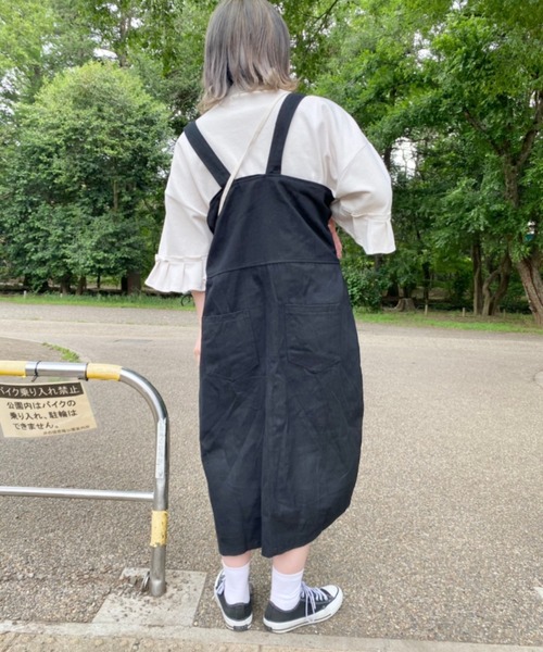 nemne store(ネンネストア)の「ぽかぽか陽気とリメイク風ソデフリルポロシャツ(ポロシャツ・レディース・ライトブルー/ベージュ/オフホワイト・フリー)」の14枚目の写真